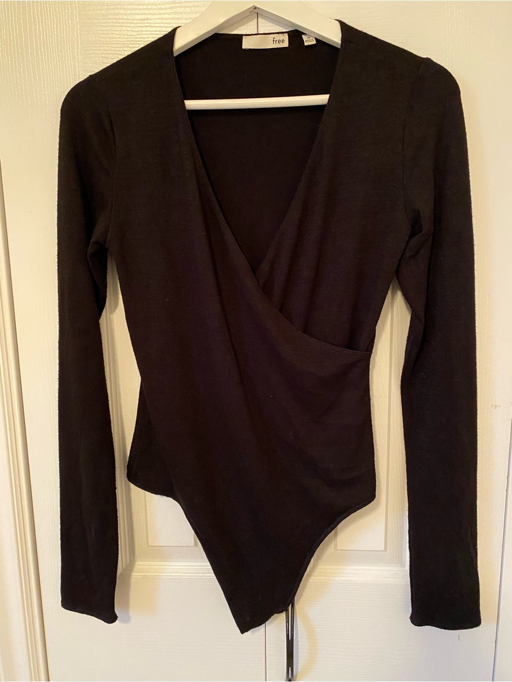 Aritzia Wilfred Free Black Wrap-Front Long Sleeve Thong Bodysuit Size Medium